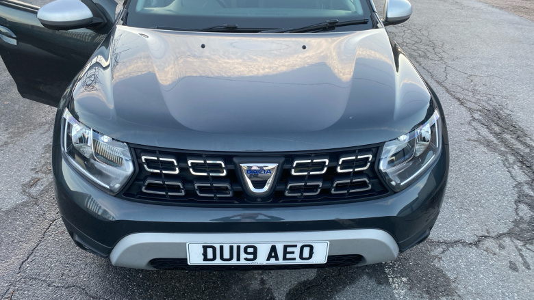 Dacia Duster 1.6 SCe Prestige 5dr Petrol Estate
